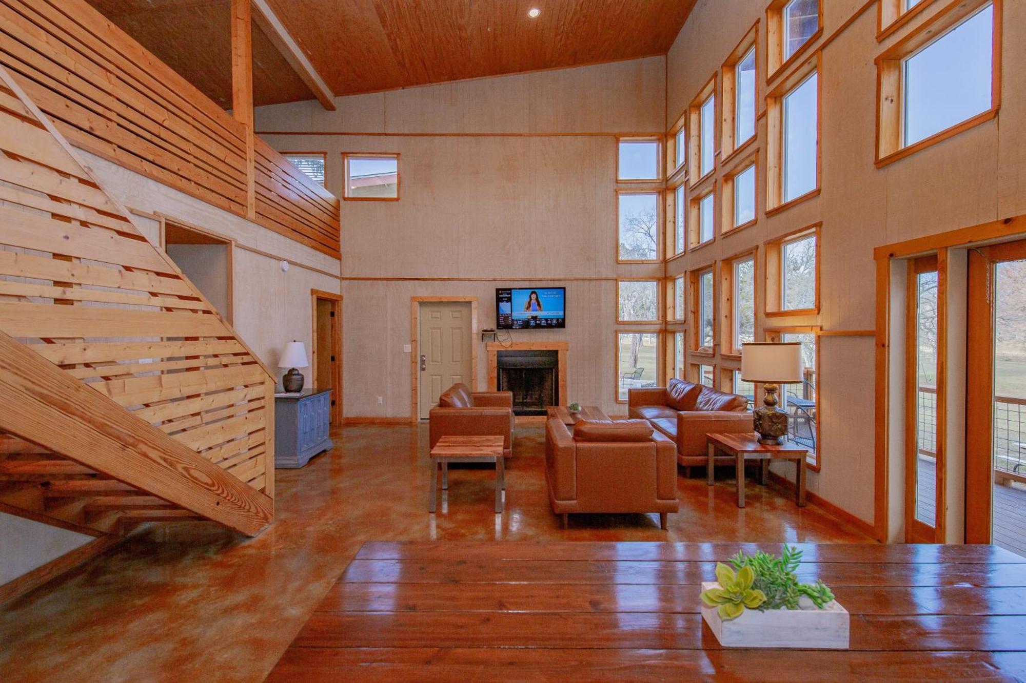 Seven Bluff Cabins Concan Exteriör bild